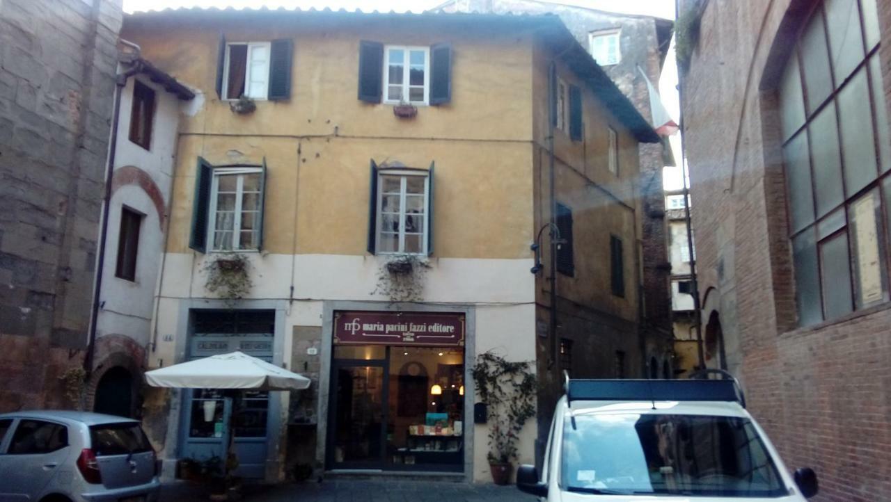 Casa Nora Hotell Lucca Exteriör bild
